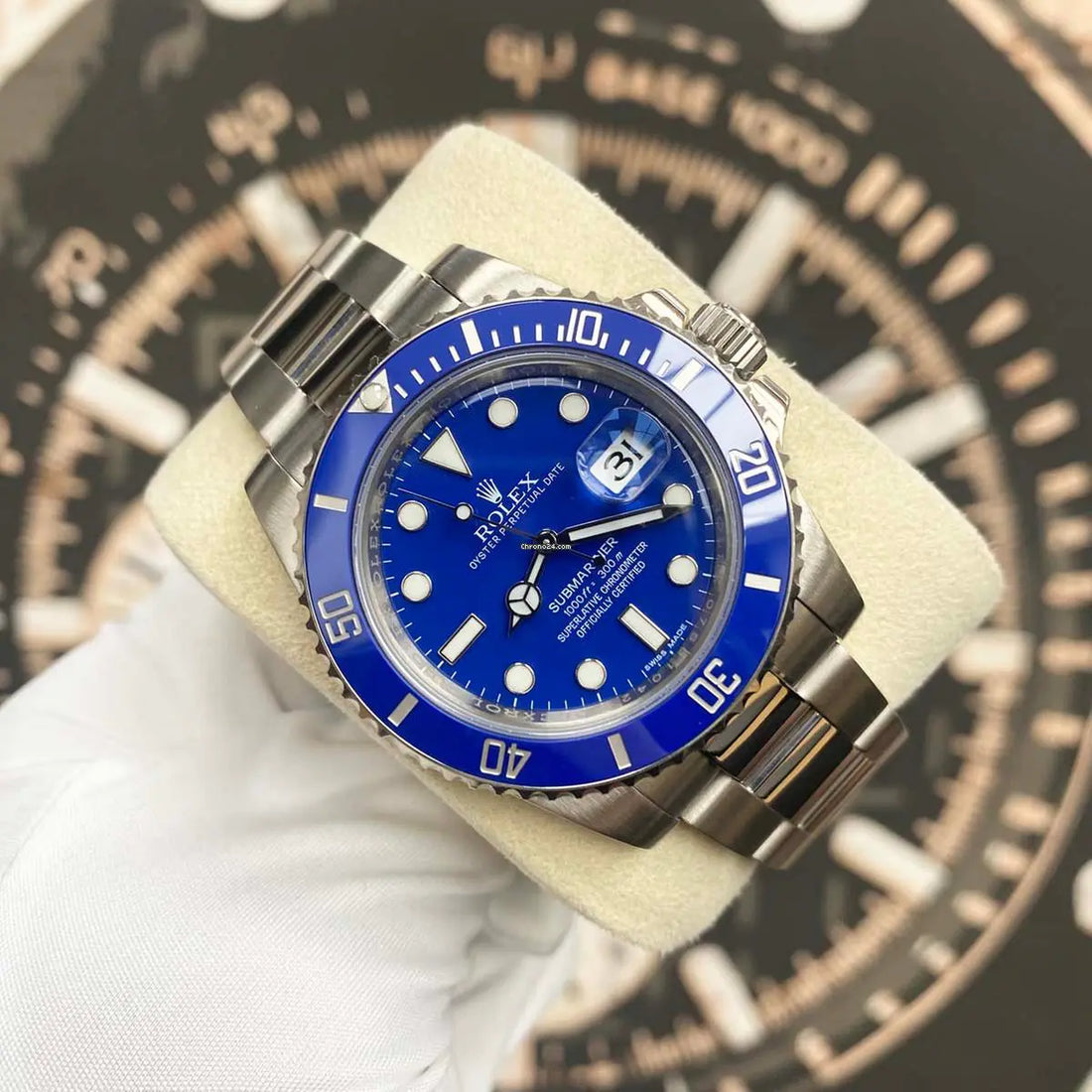 Rolex Submariner Date White Gold Men's Watch 116619LB